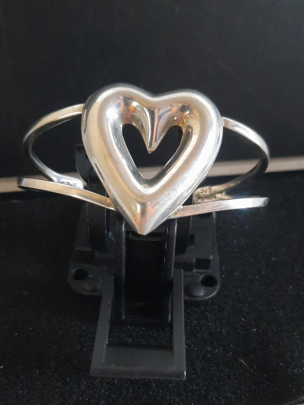 Vintage Taxco Mexican Sterling Silver .925 Heart Cuff Bracelet Signed TN-05